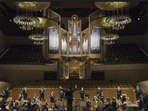 CONTRATENOR VS CASTRATI